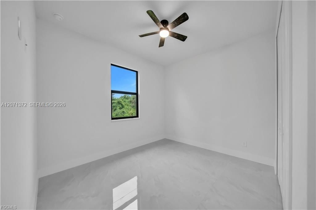 For Sale: $300,000 (3 beds, 3 baths, 0 Square Feet)