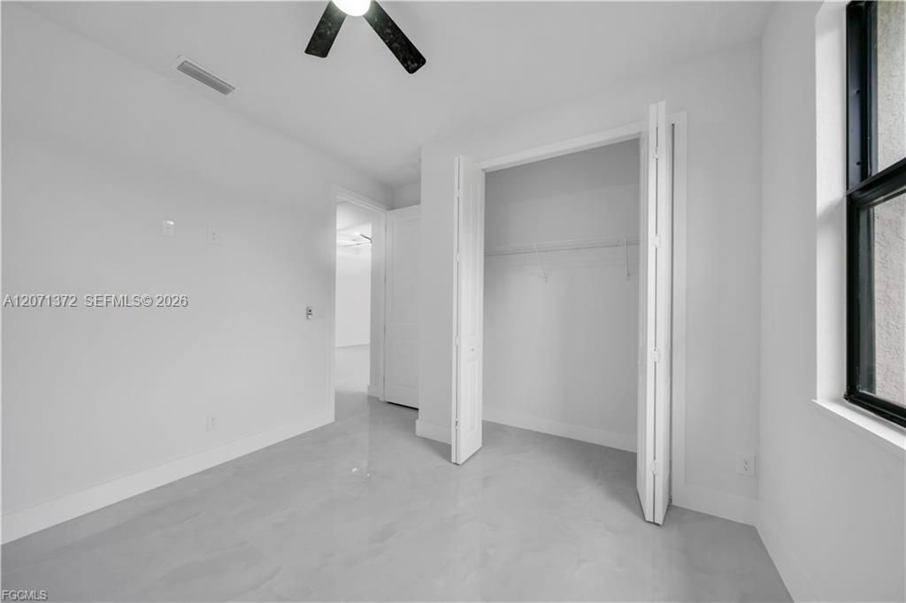 For Sale: $300,000 (3 beds, 3 baths, 0 Square Feet)