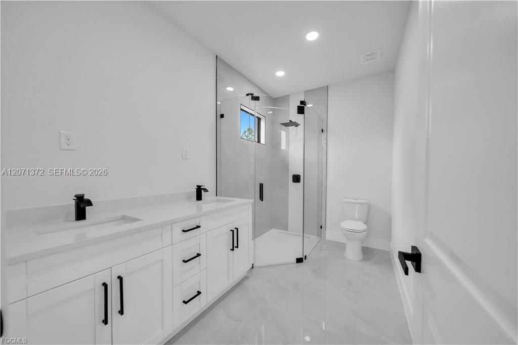 For Sale: $300,000 (3 beds, 3 baths, 0 Square Feet)
