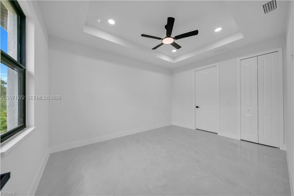 For Sale: $300,000 (3 beds, 3 baths, 0 Square Feet)