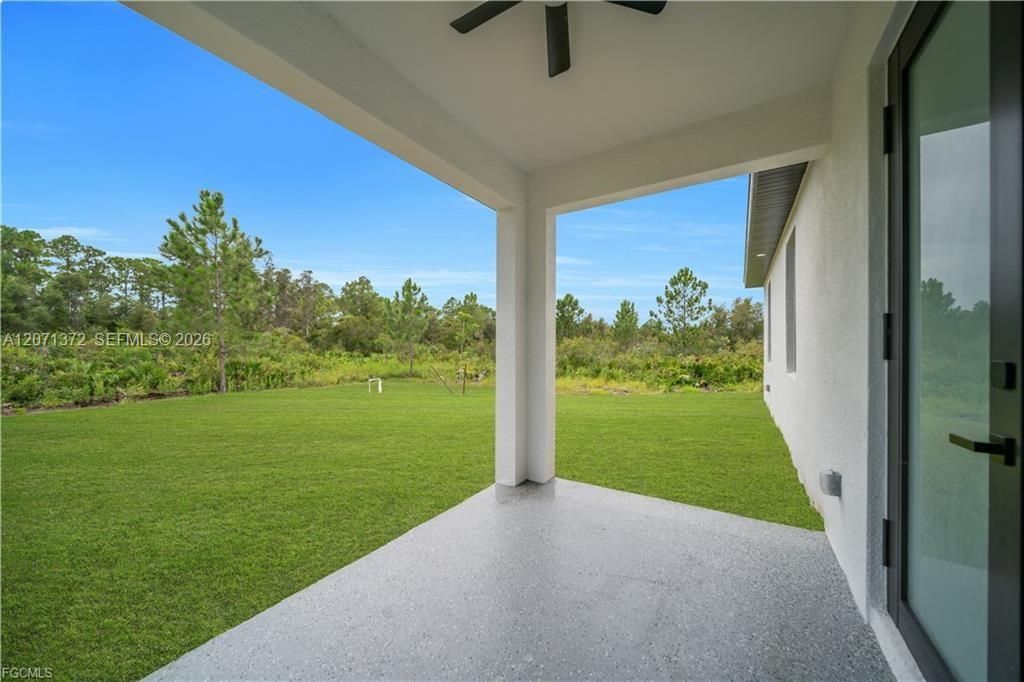 For Sale: $300,000 (3 beds, 3 baths, 0 Square Feet)