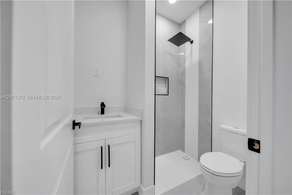 For Sale: $300,000 (3 beds, 3 baths, 0 Square Feet)