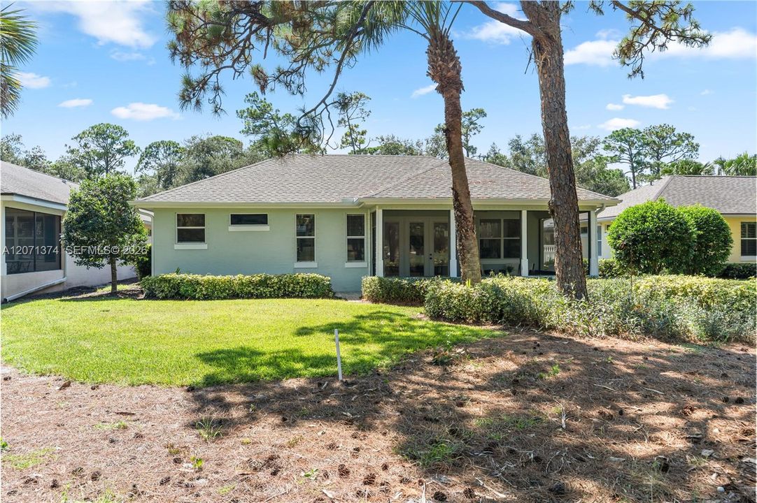 For Sale: $650,000 (3 beds, 3 baths, 1989 Square Feet)