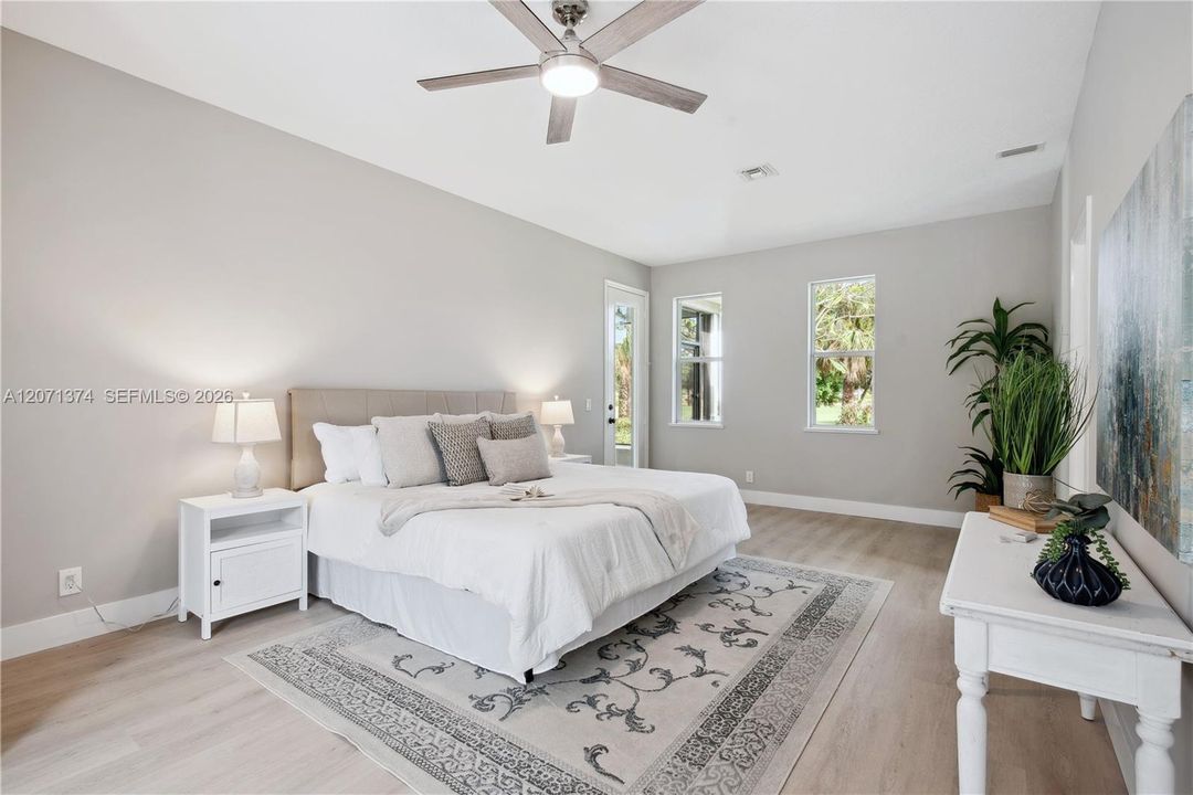 For Sale: $650,000 (3 beds, 3 baths, 1989 Square Feet)