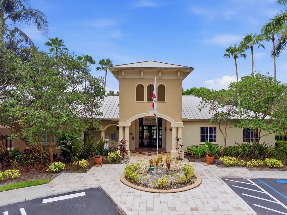 Clubhouse Front