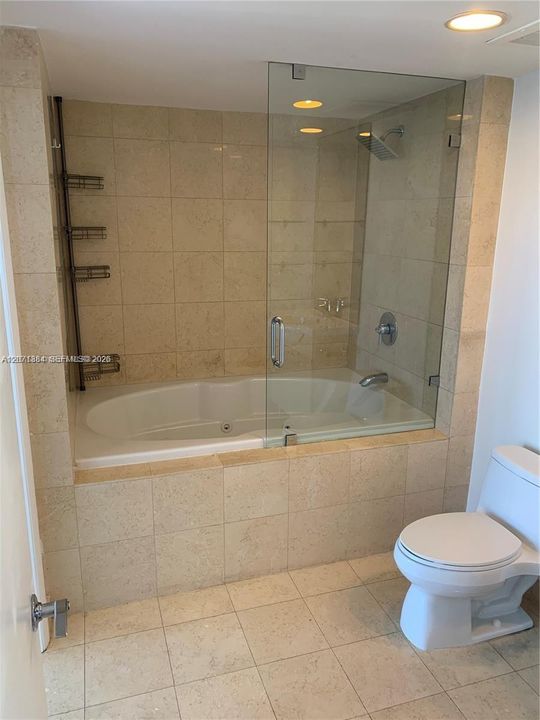 En Venta: $599,000 (1 camas, 1 baños, 871 Pies cuadrados)
