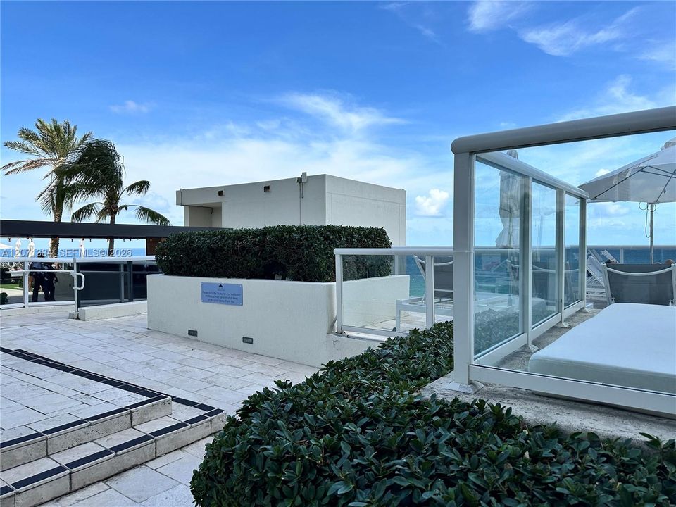 En Venta: $599,000 (1 camas, 1 baños, 871 Pies cuadrados)