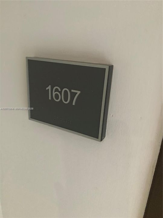 En Venta: $599,000 (1 camas, 1 baños, 871 Pies cuadrados)