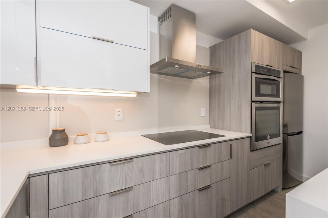 For Rent: $3,000 (0 beds, 1 baths, 461 Square Feet)