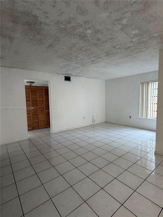 For Rent: $2,500 (2 beds, 2 baths, 1040 Square Feet)