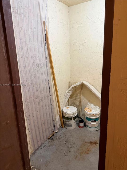 For Rent: $2,500 (2 beds, 2 baths, 1040 Square Feet)