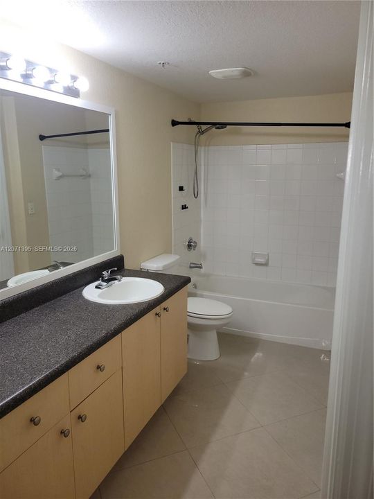 For Rent: $2,700 (3 beds, 2 baths, 1160 Square Feet)