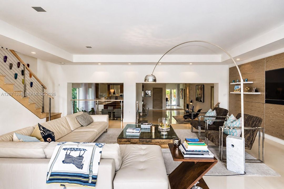 For Sale: $13,800,000 (4 beds, 4 baths, 3138 Square Feet)