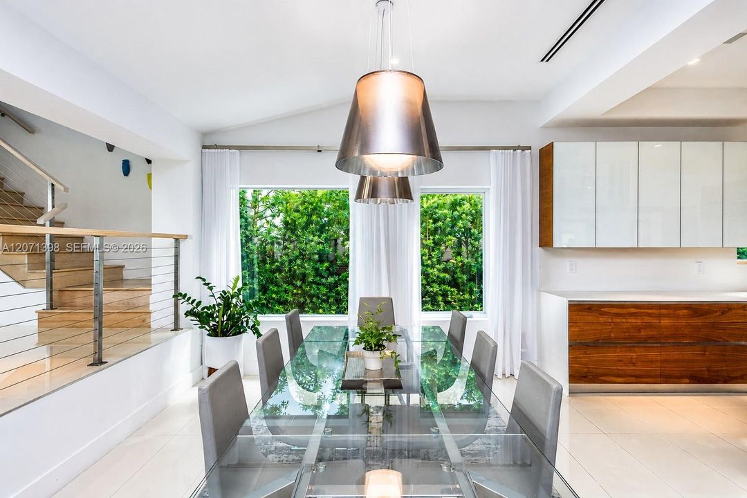 For Sale: $13,800,000 (4 beds, 4 baths, 3138 Square Feet)