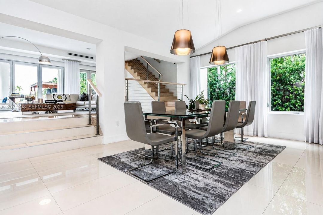 For Sale: $13,800,000 (4 beds, 4 baths, 3138 Square Feet)
