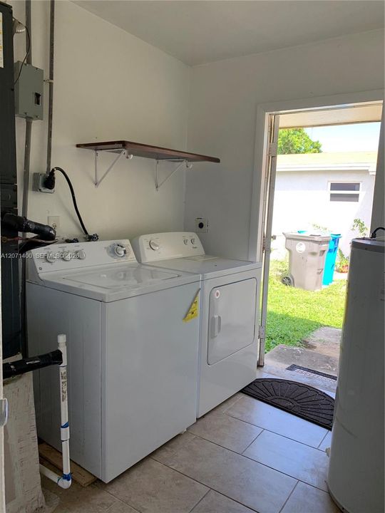For Rent: $3,000 (3 beds, 2 baths, 1508 Square Feet)