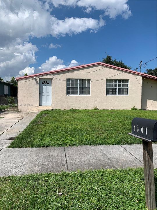For Rent: $3,000 (3 beds, 2 baths, 1508 Square Feet)