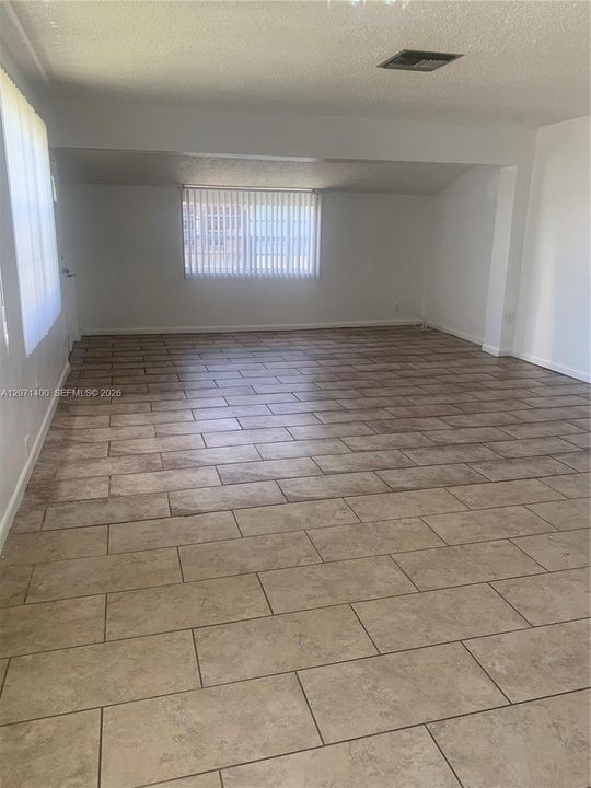 For Rent: $3,000 (3 beds, 2 baths, 1508 Square Feet)