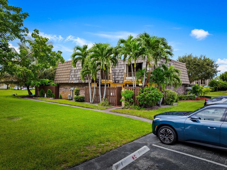 1_dji_20250924204007_0054_d