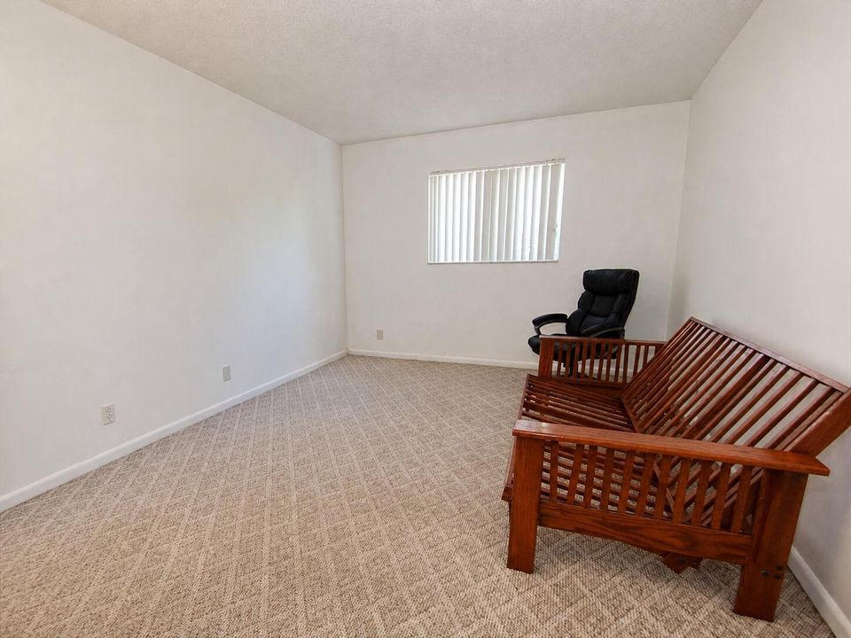21 3.1 257 S Cypress W