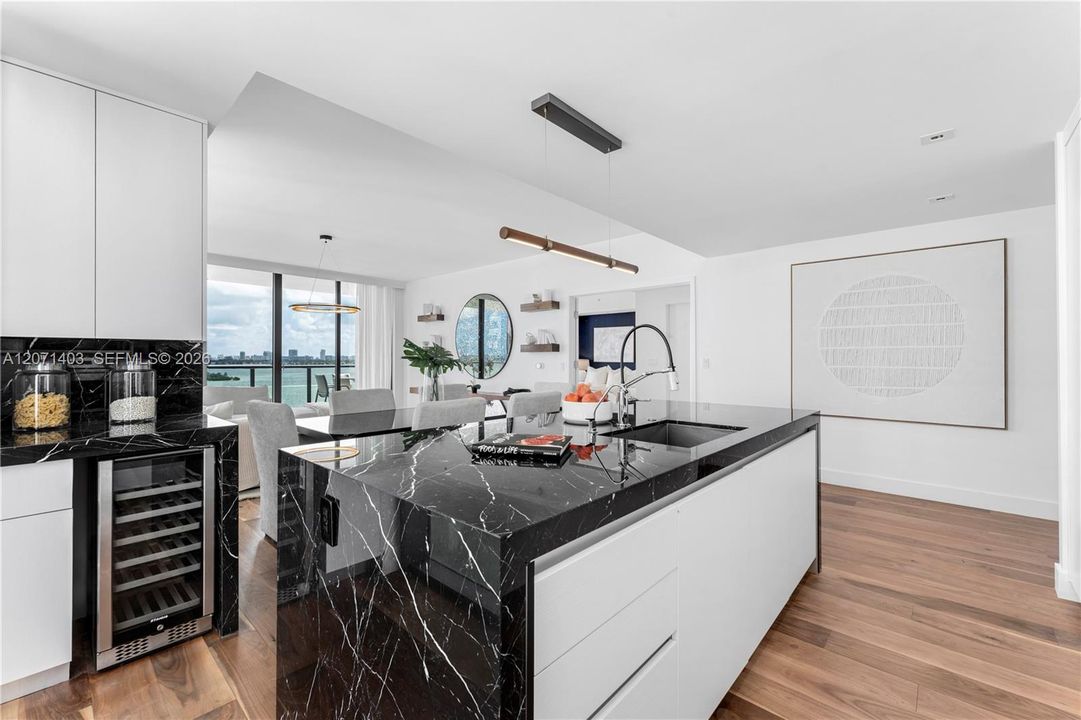 For Rent: $22,500 (4 beds, 4 baths, 2743 Square Feet)