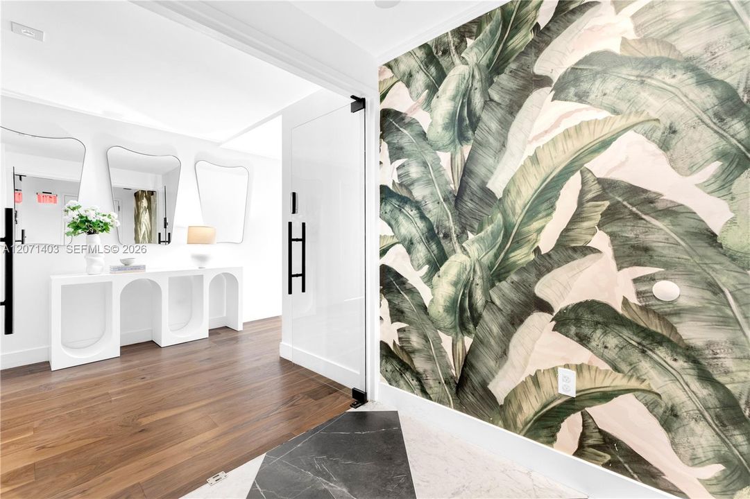 Private Foyer