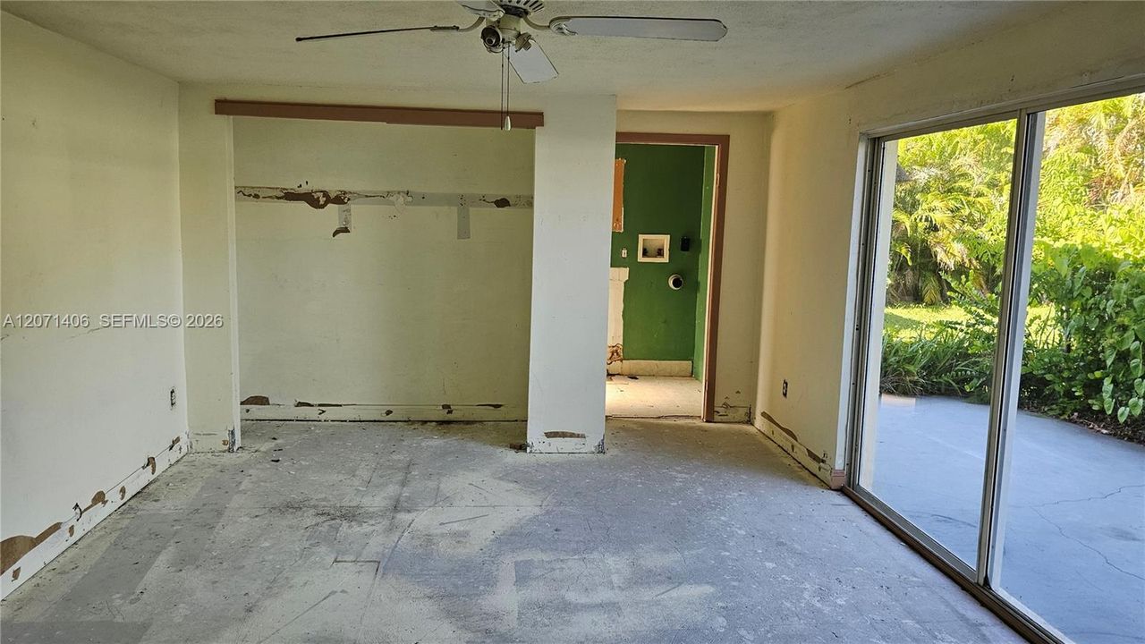 For Sale: $359,900 (3 beds, 2 baths, 1520 Square Feet)