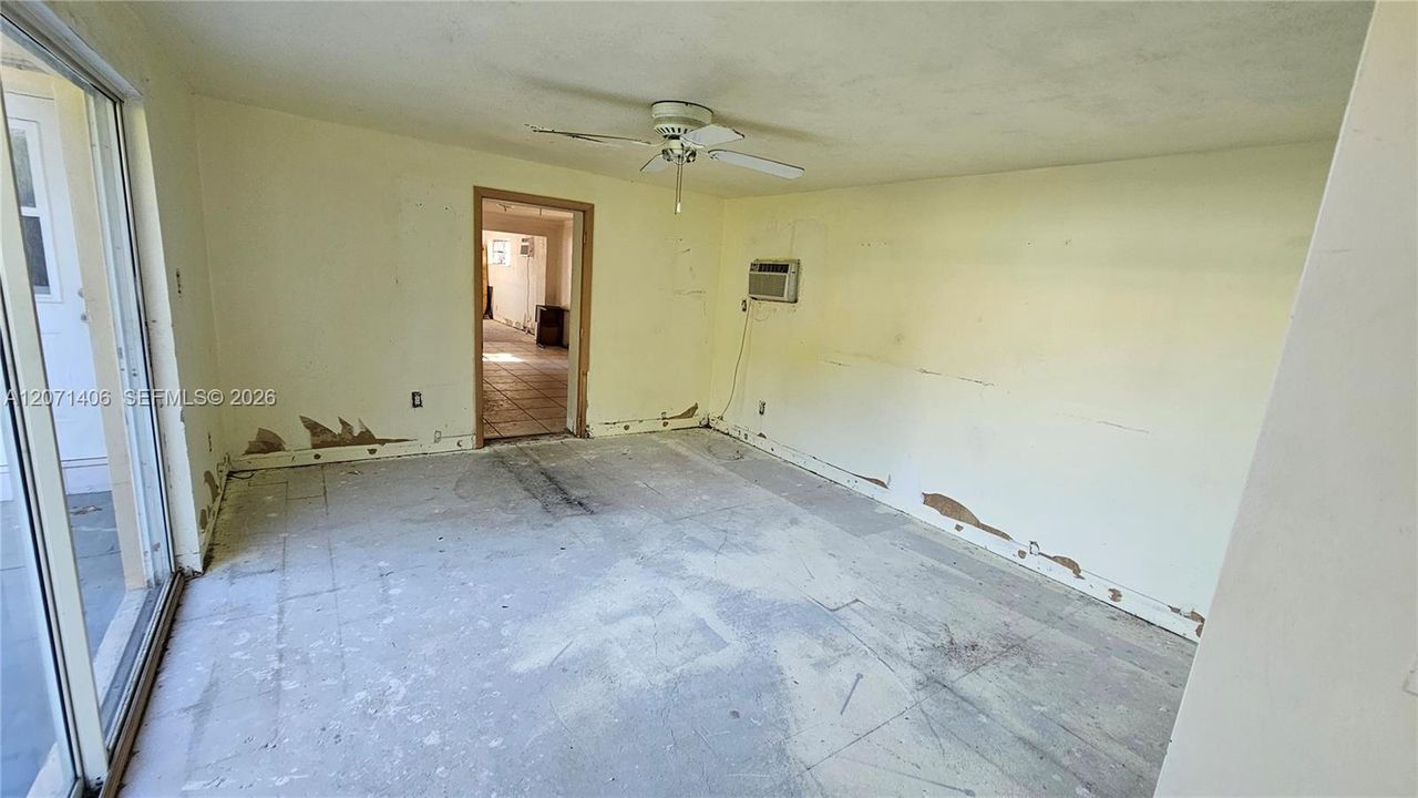 For Sale: $359,900 (3 beds, 2 baths, 1520 Square Feet)