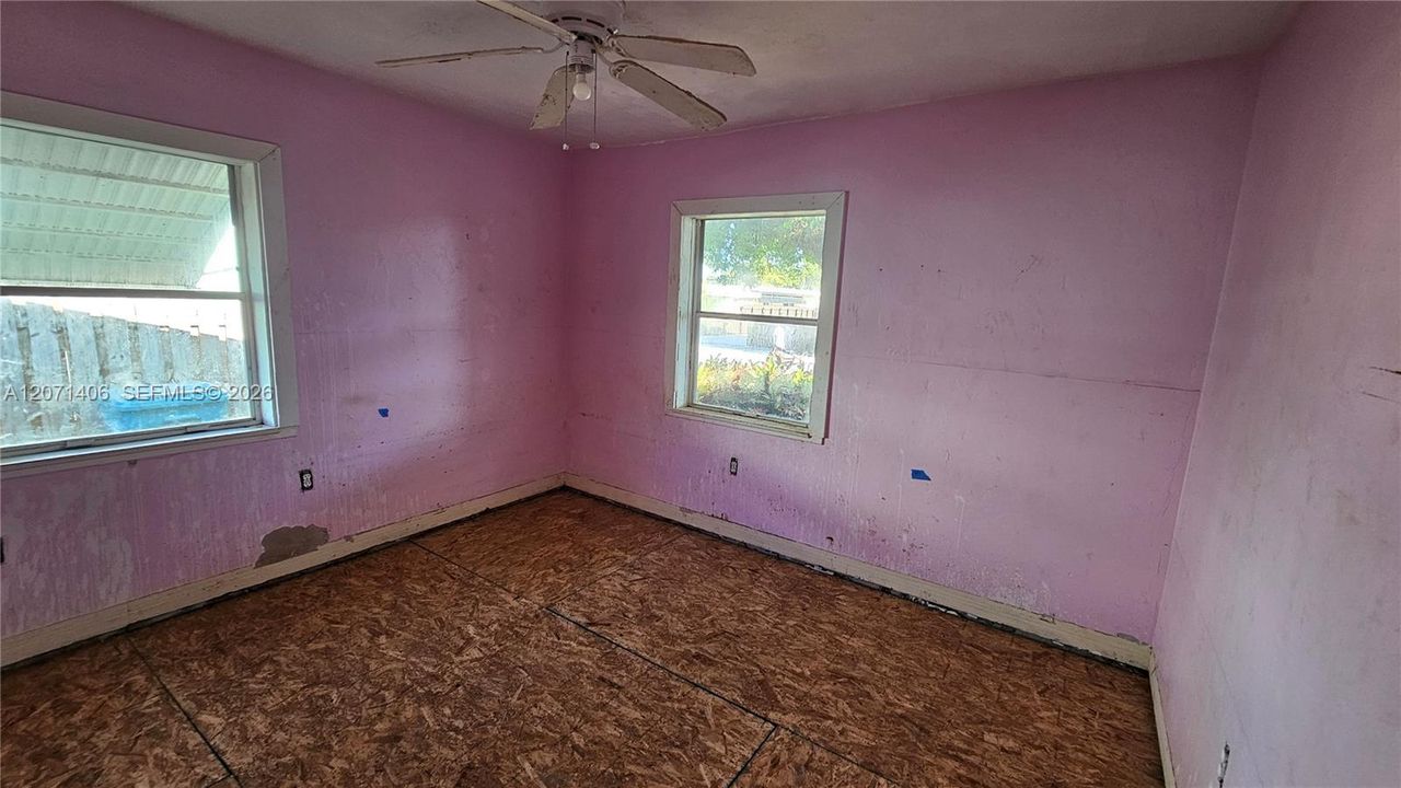 For Sale: $359,900 (3 beds, 2 baths, 1520 Square Feet)