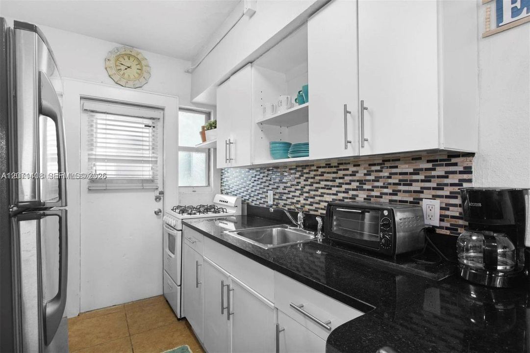 For Rent: $1,500 (0 beds, 1 baths, 468 Square Feet)
