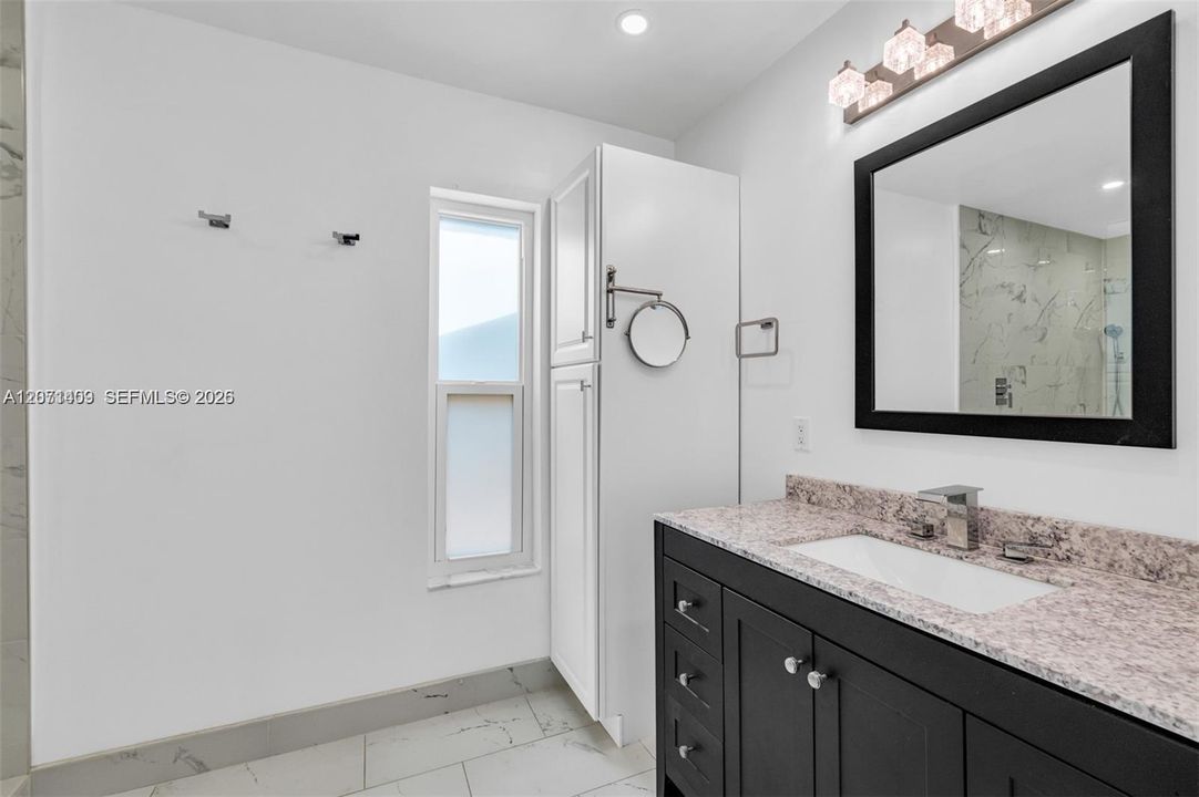 For Rent: $4,400 (4 beds, 3 baths, 2200 Square Feet)