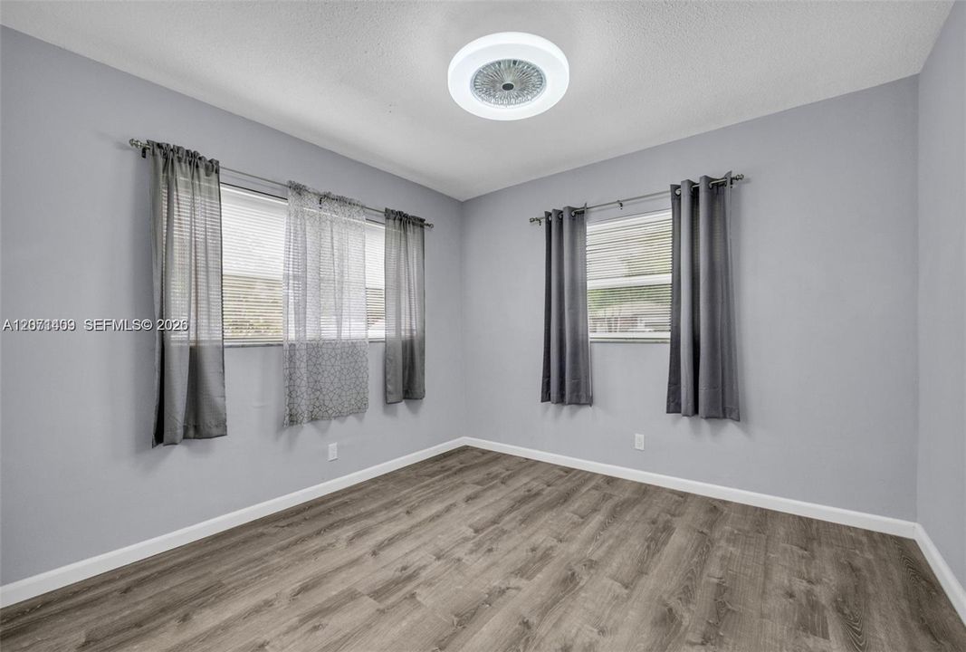 For Rent: $4,400 (4 beds, 3 baths, 2200 Square Feet)