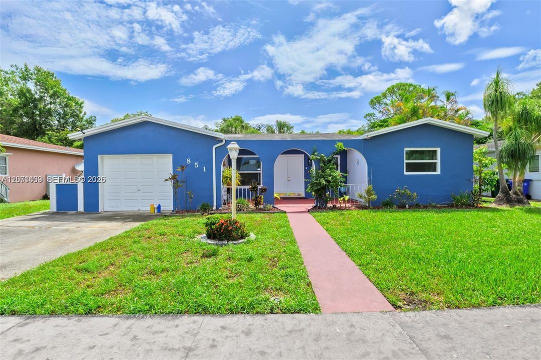 For Rent: $4,400 (4 beds, 3 baths, 2200 Square Feet)