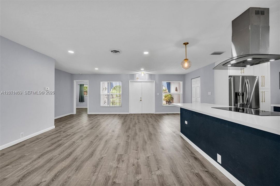 For Rent: $4,400 (4 beds, 3 baths, 2200 Square Feet)