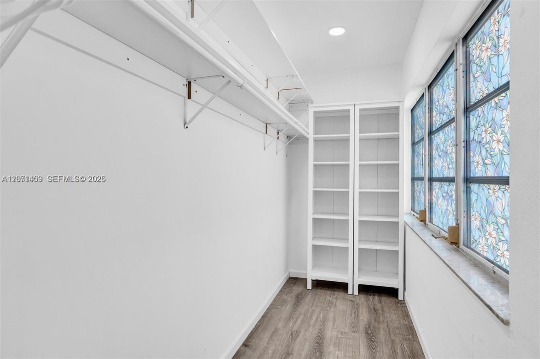 For Rent: $4,400 (4 beds, 3 baths, 2200 Square Feet)