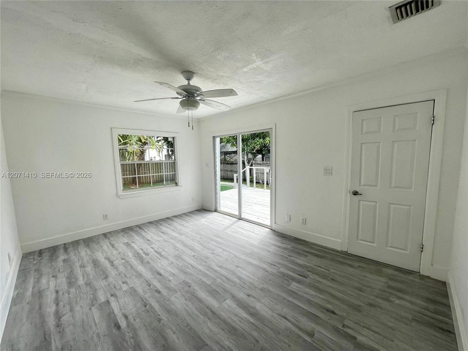 For Rent: $3,200 (2 beds, 2 baths, 2094 Square Feet)