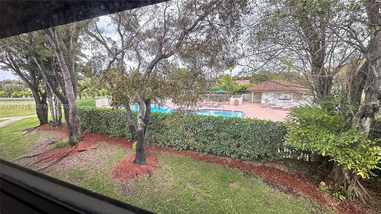 For Rent: $2,750 (2 beds, 2 baths, 1006 Square Feet)
