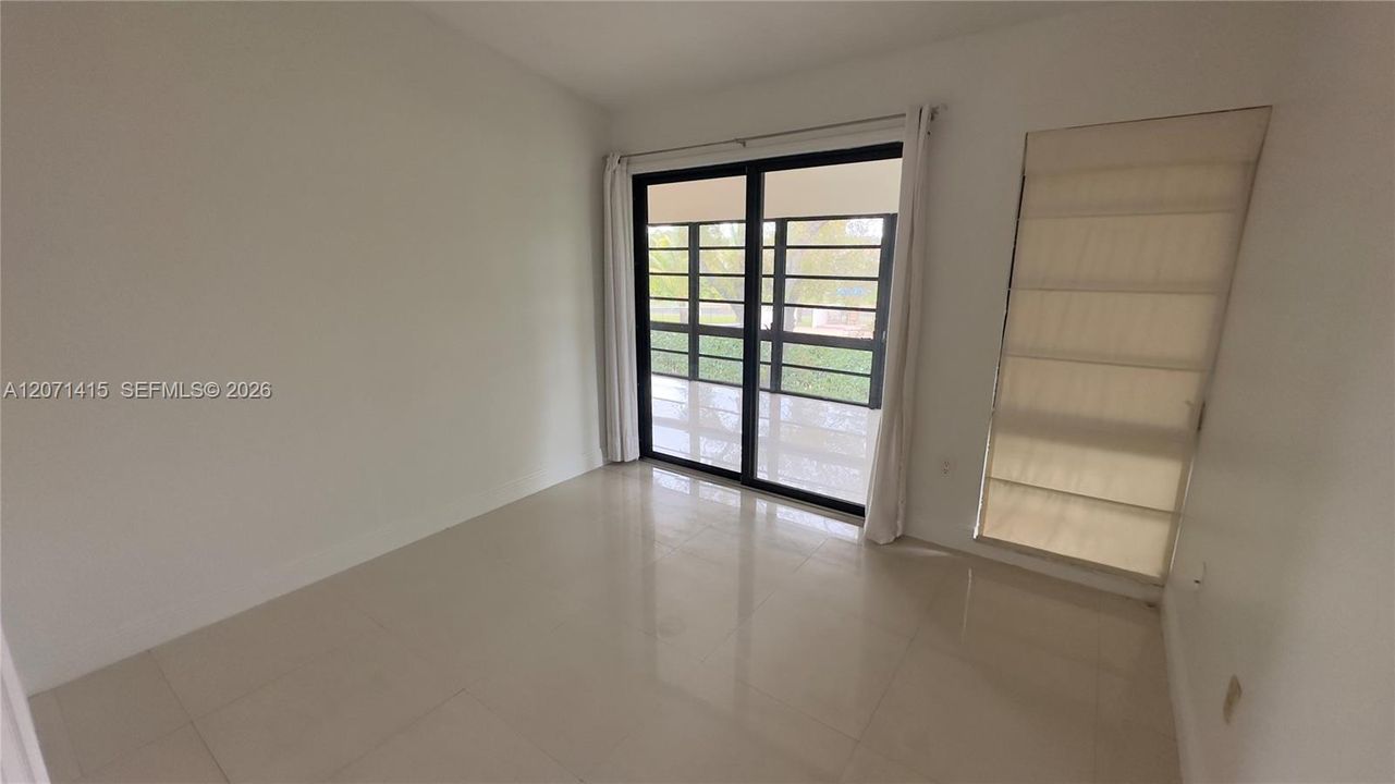 For Rent: $2,750 (2 beds, 2 baths, 1006 Square Feet)