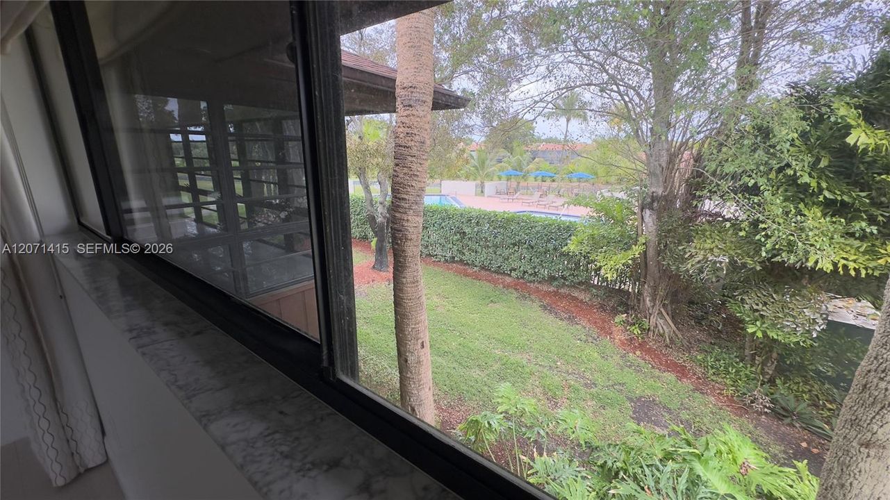For Rent: $2,750 (2 beds, 2 baths, 1006 Square Feet)