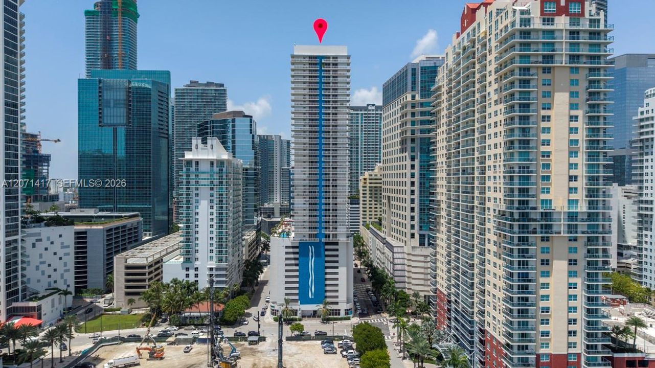На продажу: $325,000 (0 спален, 1 ванн, 425 Квадратных фут)