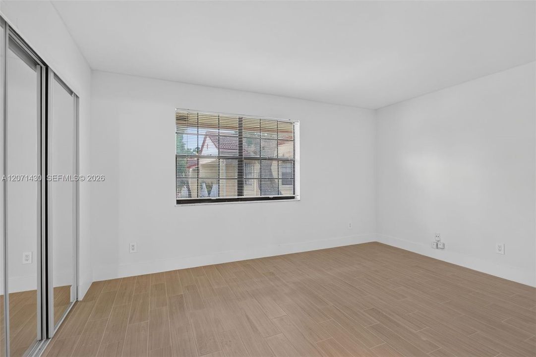 For Rent: $2,550 (2 beds, 2 baths, 1126 Square Feet)