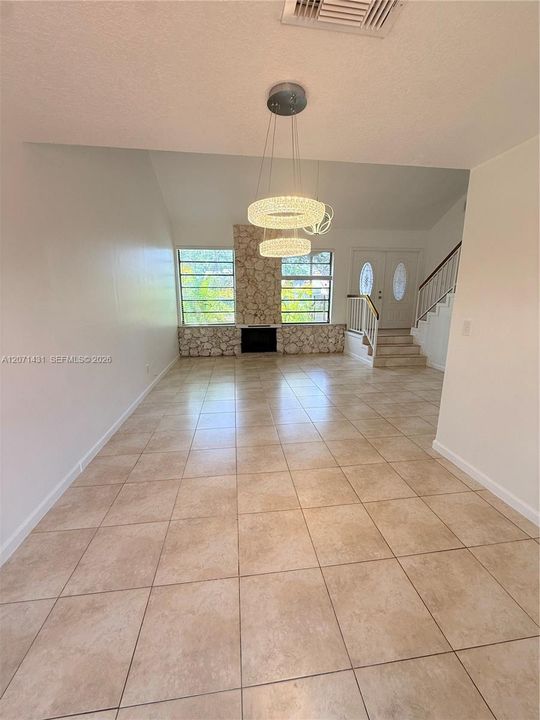 For Rent: $3,400 (3 beds, 2 baths, 1480 Square Feet)