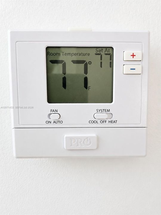 Digital thermostat