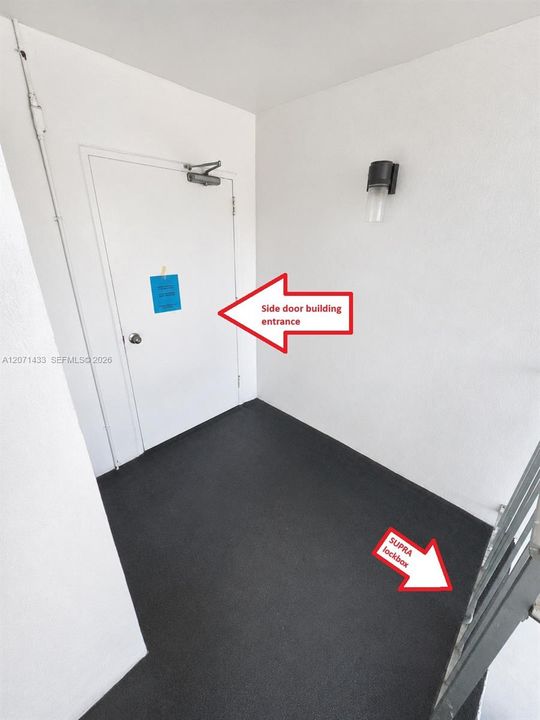 SUPRA lockbox location and building side entrance