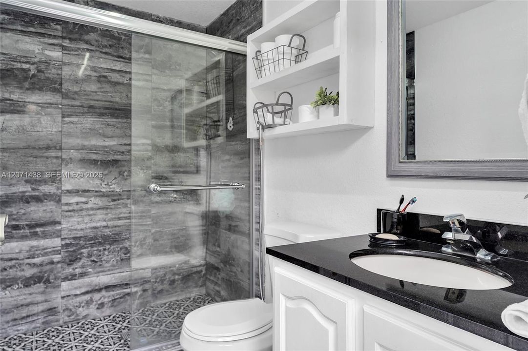 For Sale: $674,999 (5 beds, 4 baths, 1600 Square Feet)