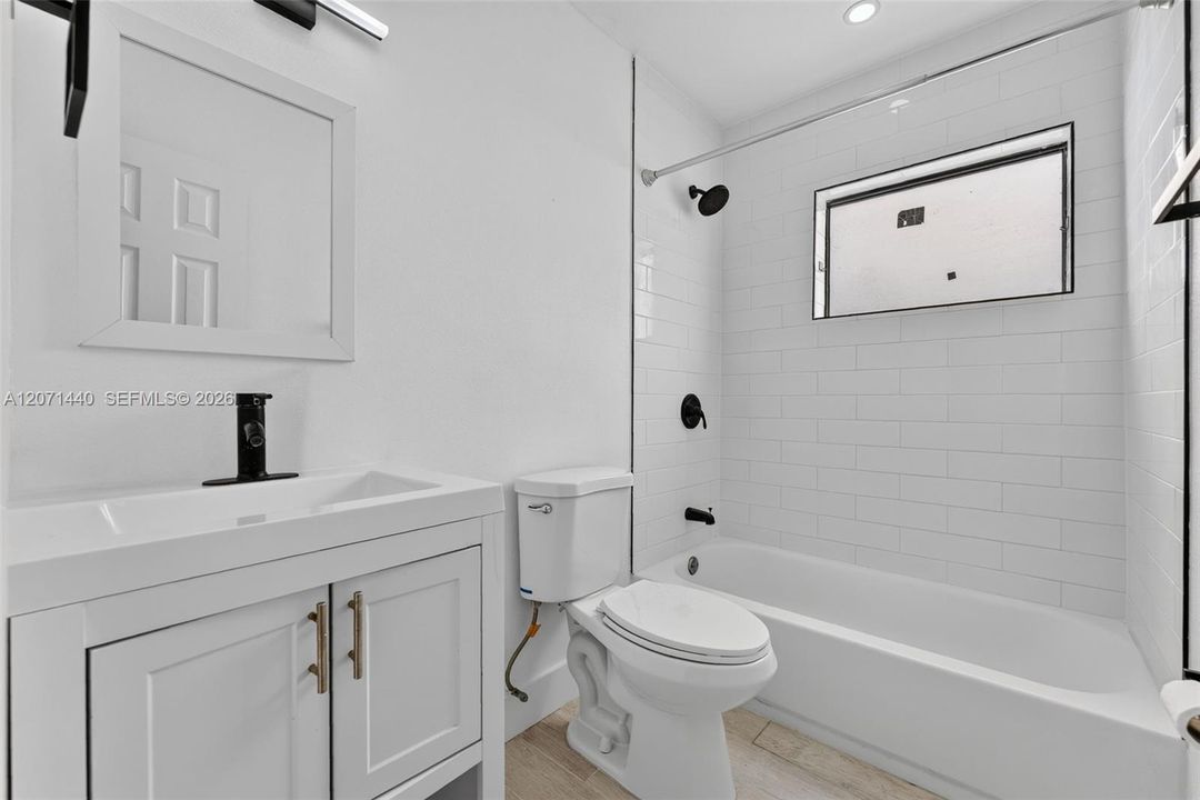 For Rent: $2,450 (2 beds, 1 baths, 0 Square Feet)