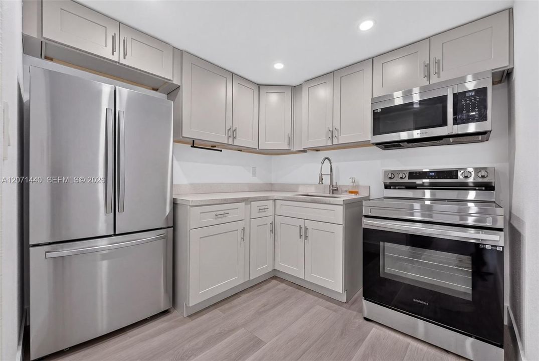 For Rent: $2,450 (2 beds, 1 baths, 0 Square Feet)