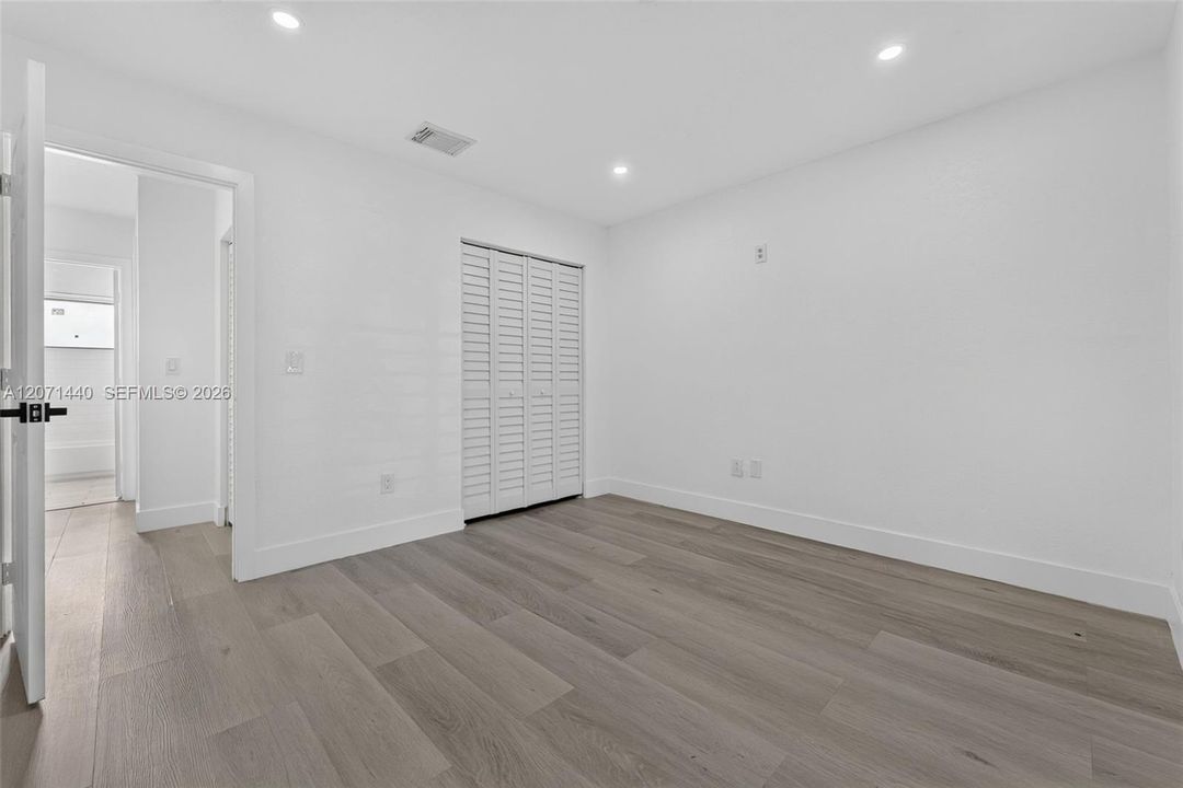 For Rent: $2,450 (2 beds, 1 baths, 0 Square Feet)