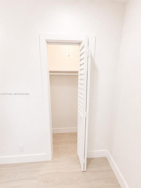 For Rent: $4,950 (3 beds, 2 baths, 1415 Square Feet)