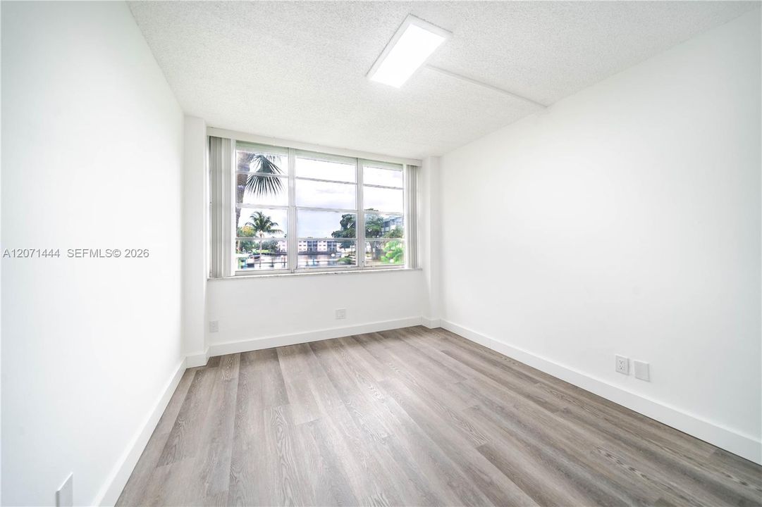 For Rent: $2,380 (2 beds, 2 baths, 1040 Square Feet)